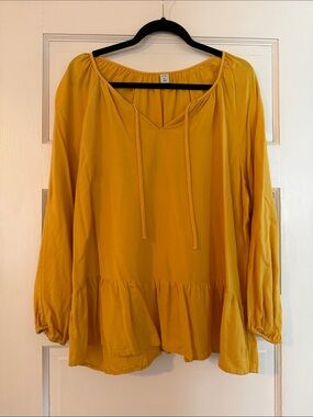 Old Navy Mustard Peplum Tie-Front Tunic